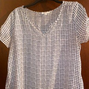 Mine White and Black Blouse